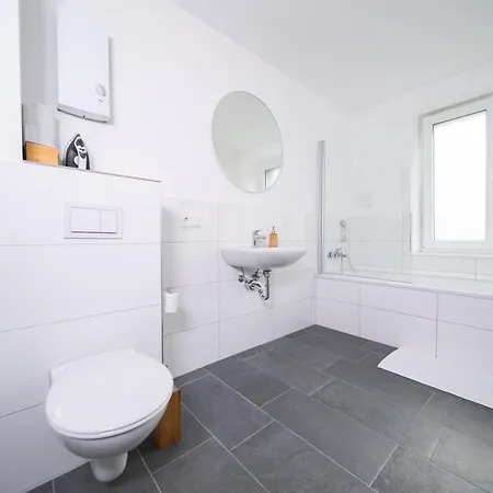 Stylish - 71 M² - Zentral - 10 Min Messe * Dusseldorf
